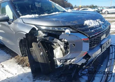 2022 Mitsubishi Outlander Sel 2.5 S-Awc/Sel Launch Edition S-Awc/Sel Special Edition S-Awc z USA, uszkodzony, nr VIN JA4J4VA80NZ073442